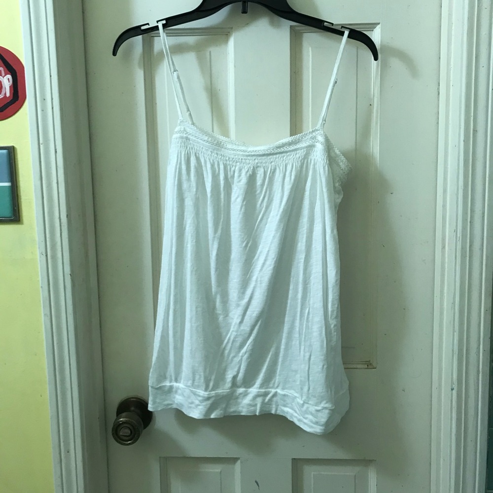 white tank